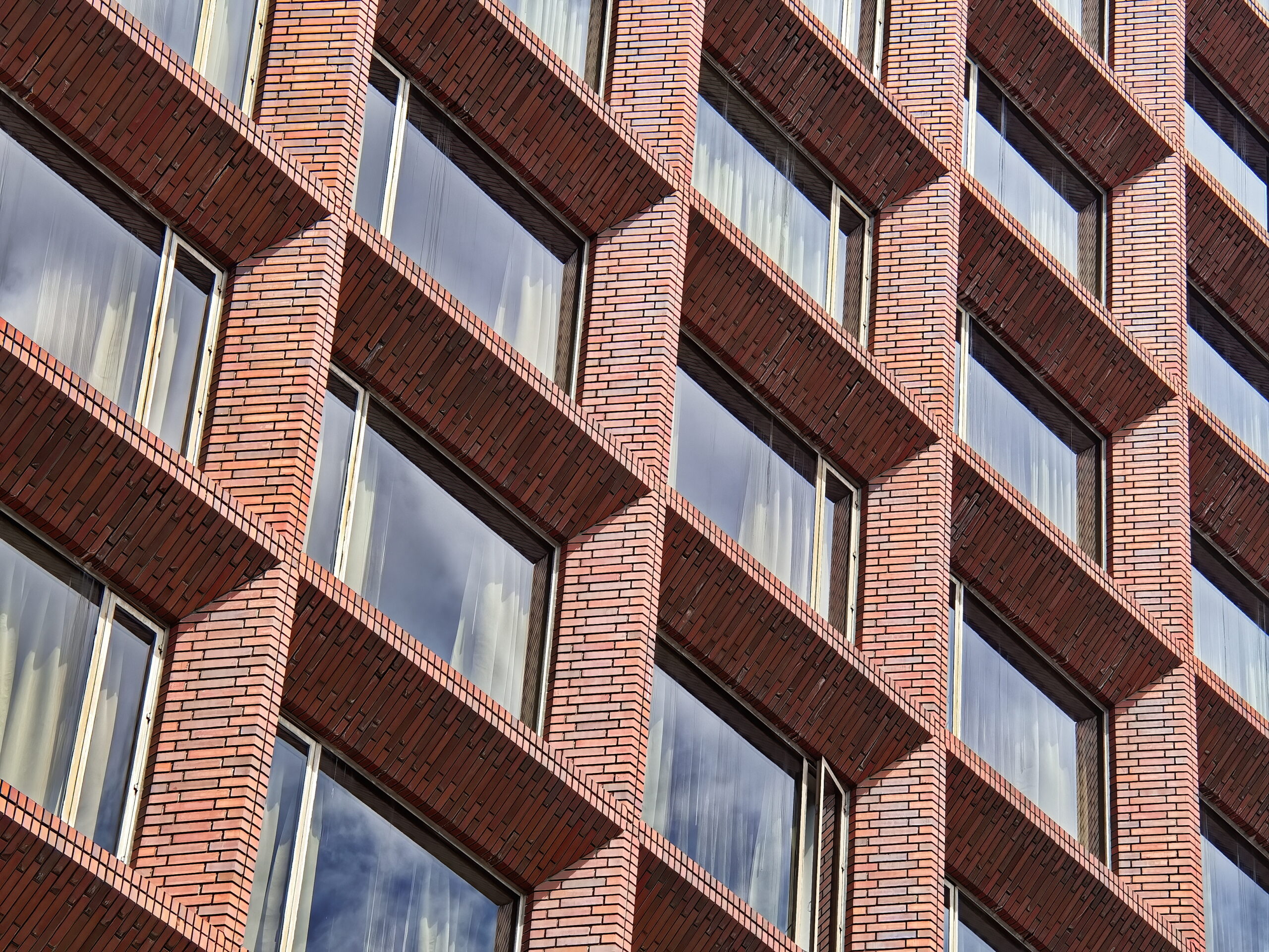 Apartment Complex Exterior Revitalization Pressure Washing